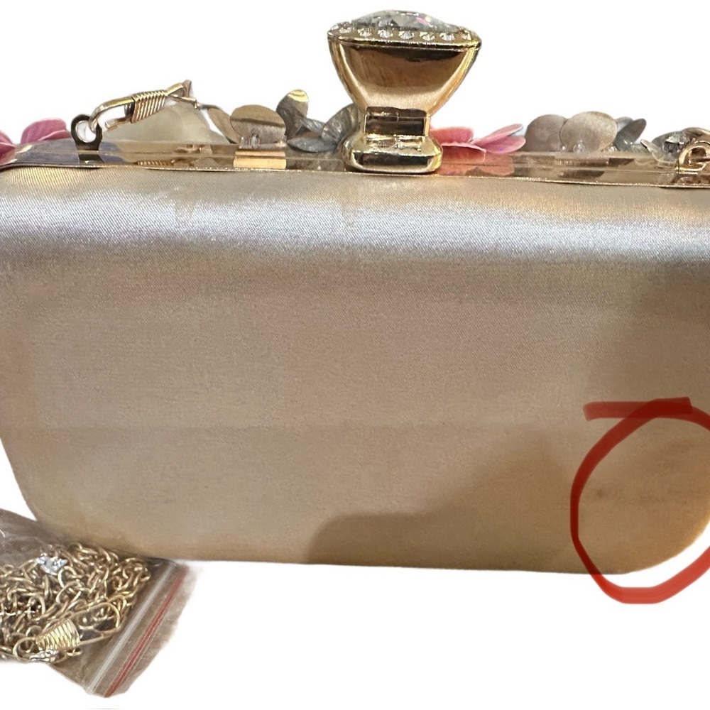 Floral Embellished Clutch with Chain - Picture 6 of 6